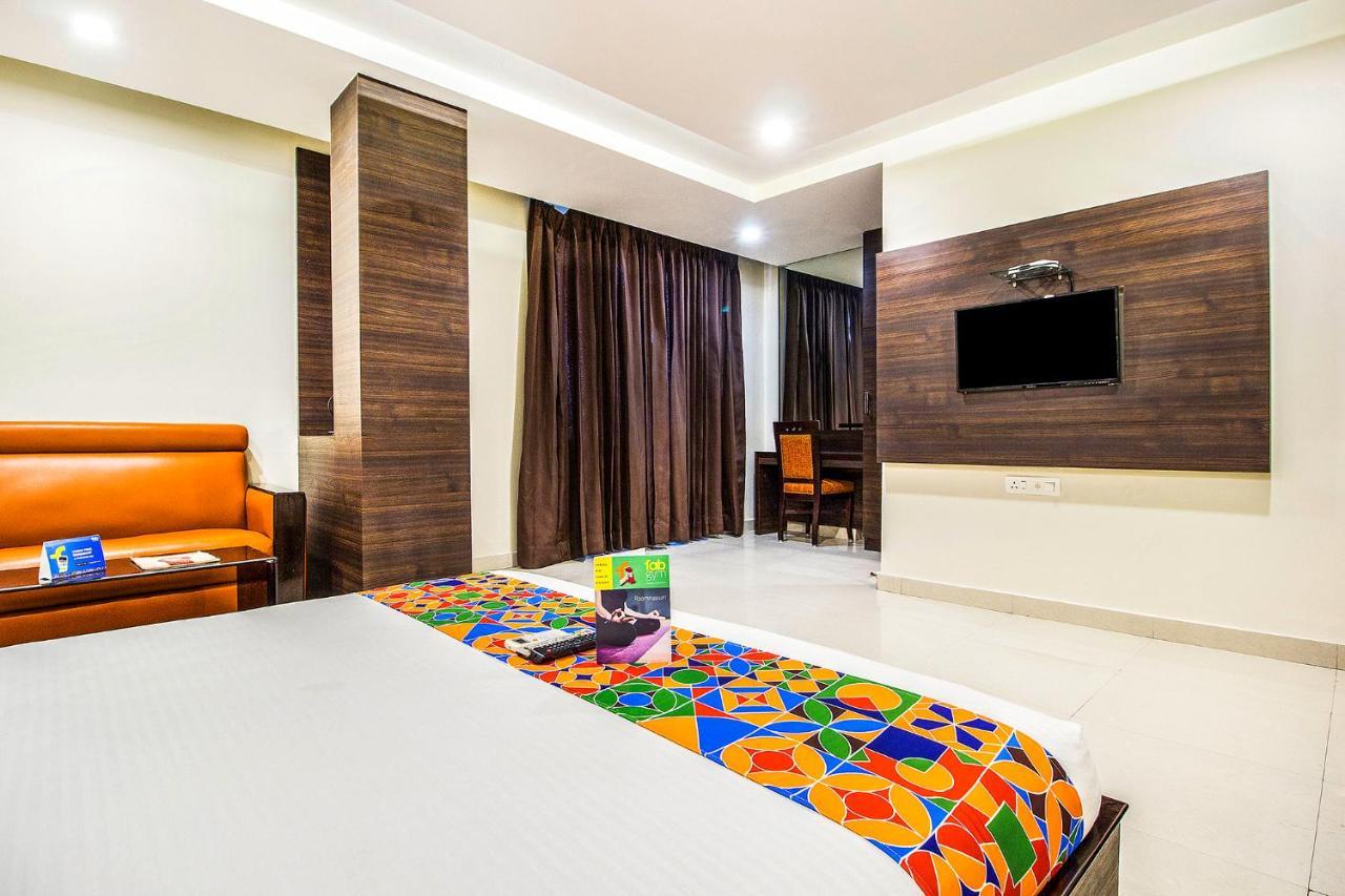 Fabhotel Kk Continental Albert Rd Amritsar Exterior photo