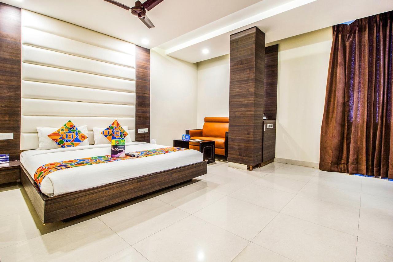 Fabhotel Kk Continental Albert Rd Amritsar Exterior photo